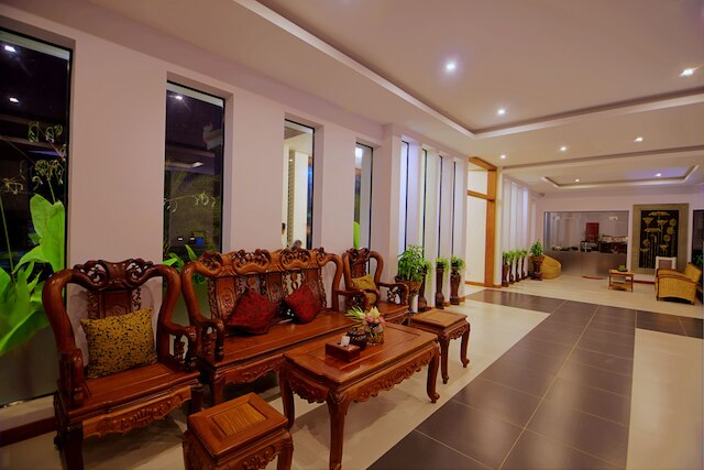 ニュー・リバーサイド・ホテル