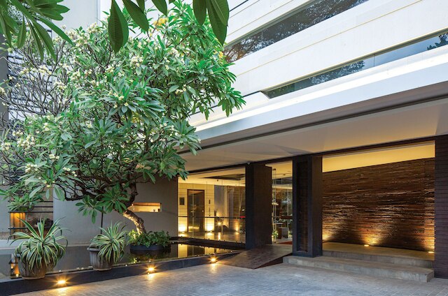 ミールズ・クニンガン・アルトテル・キュレーテッド