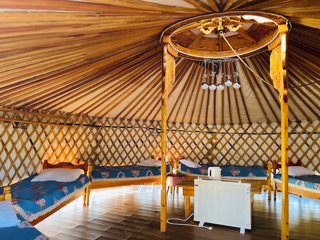 バヤン モンゴリアン リゾート - チンギス ハーン スタチュー