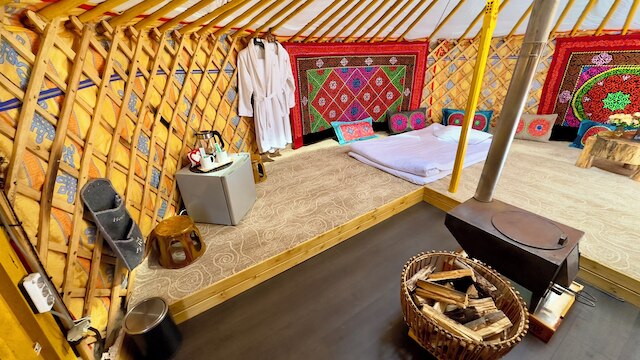 バヤン モンゴリアン リゾート - チンギス ハーン スタチュー