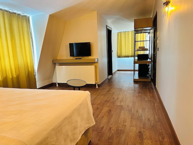 ナイス ロイヤル シティ