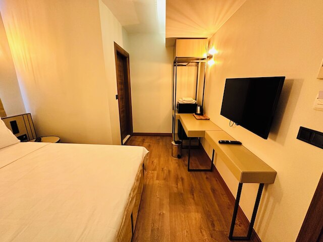 ナイス ロイヤル シティ