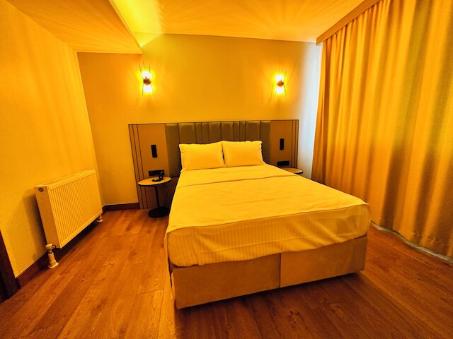 ナイス ロイヤル シティ