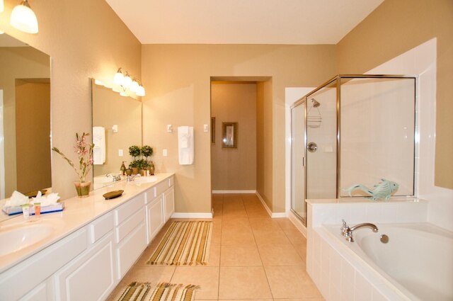 ビスタ ケイ ラグジュアリー  3 ベッドルーム  コンドミニアム 3030