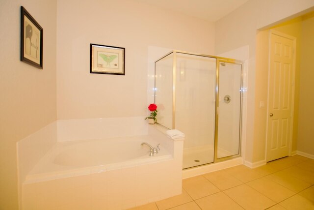 ビスタ ケイ ラグジュアリー 3 ベッドルーム コンドミニアム 3066