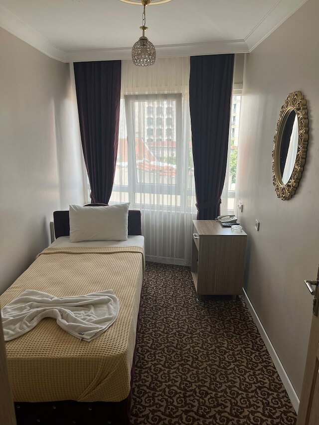 メトロポール ホテル 2