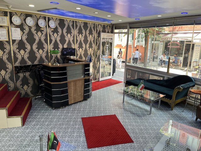 メトロポール ホテル 2