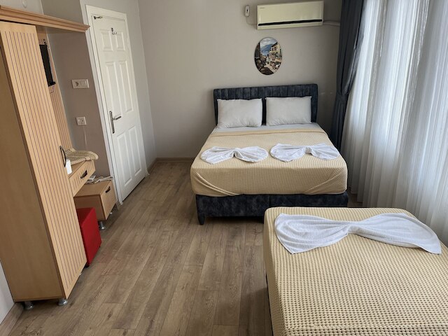 メトロポール ホテル 2