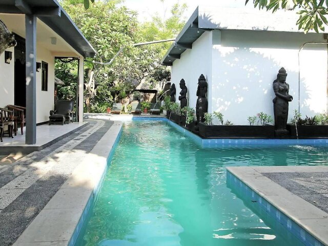 プライベートルーム イン ヌサドゥア 300メートル フロム ビーチ