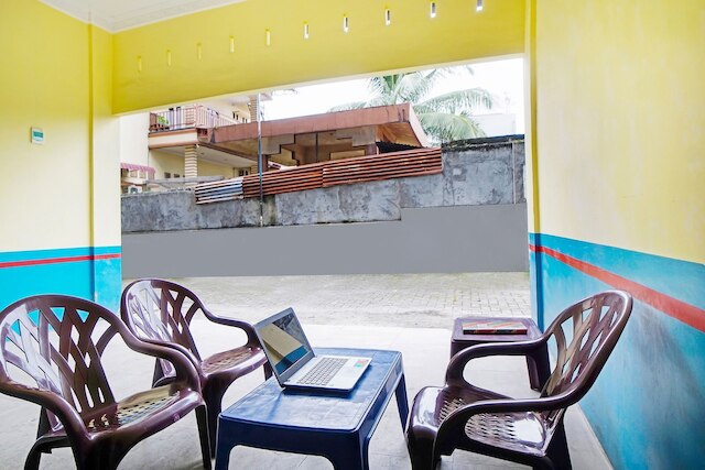 OYO  91435 バルリアニー ホーム  2