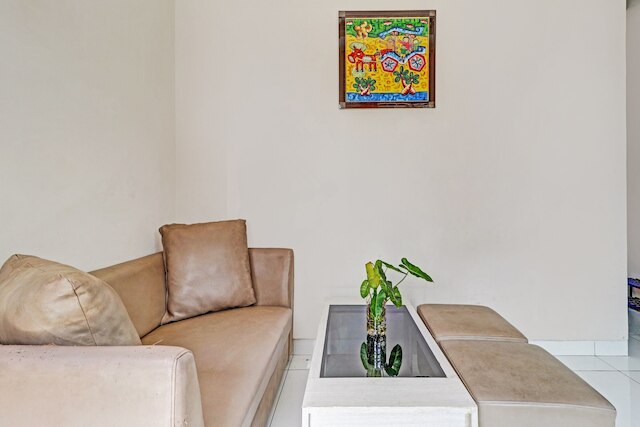 OYO  90452 ピロー  イン