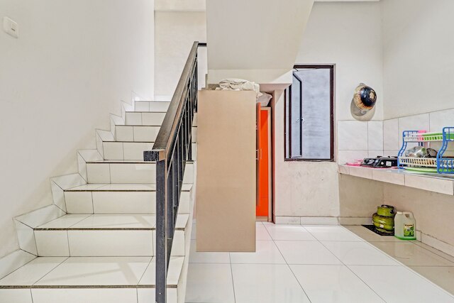 OYO  90452 ピロー  イン