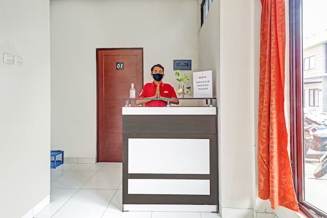 OYO  90452 ピロー  イン