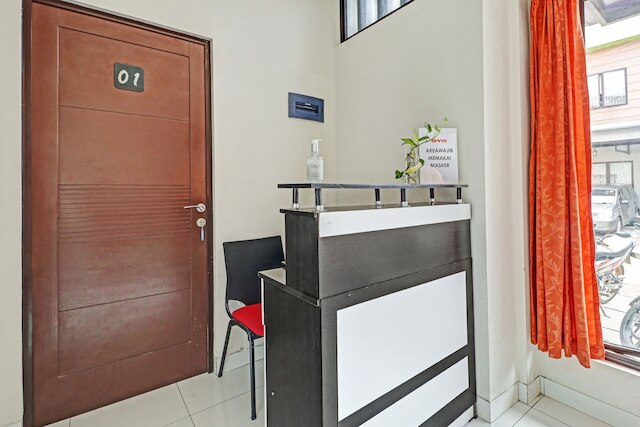 OYO  90452 ピロー  イン