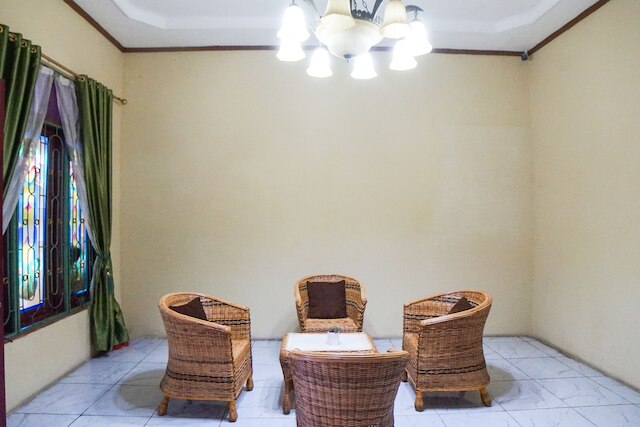 ホテル O スカイ レジデンス マワール