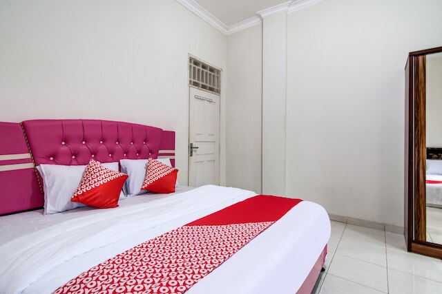 OYO 90942 コスト シャリア パナム