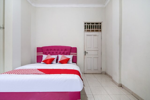 OYO 90942 コスト シャリア パナム