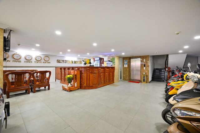 スカイスターホテル