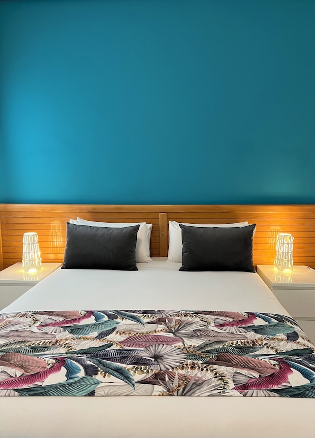 イベールフラット・ファビオラ