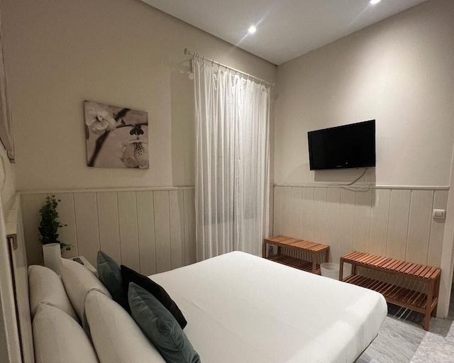 イベールフラット・ファビオラ