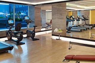 ブルジュハリファから7分のフレッシュスタジオ