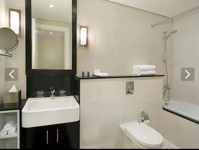 ブルジュハリファから7分のフレッシュスタジオ