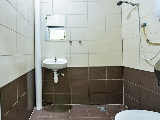 OYO  90674 ウィズマ シュクラン シャリア