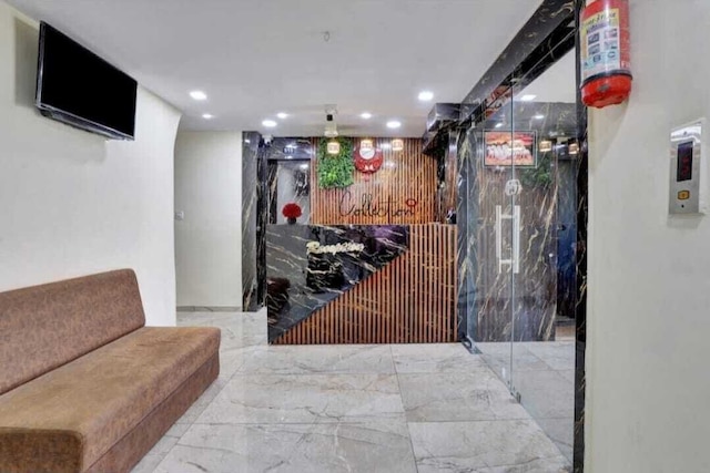 ホテル ニールカマール