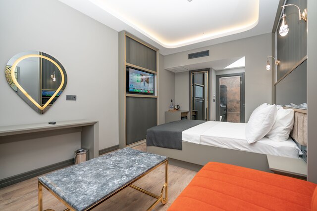 216 ルビースイート