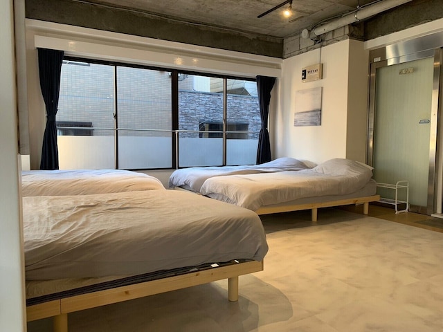 Spacious Studio West Shinjuku