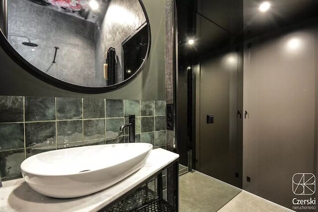 シティライツ スカヴィンスカ