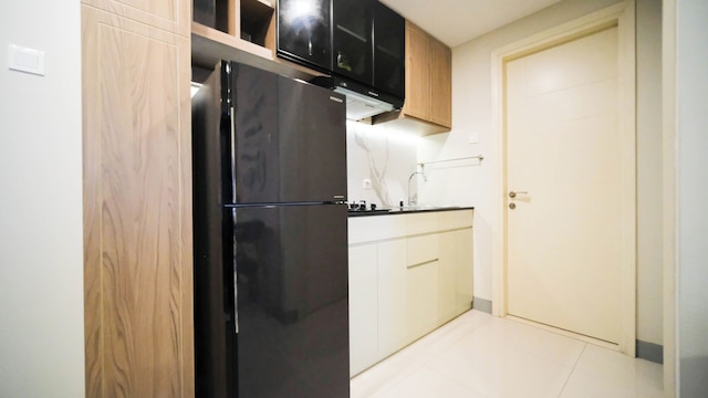 シンプル 2 2ッBルRム コネクテッド トゥ モール アット アンダーソン スーパーモール マンション  アパートメント