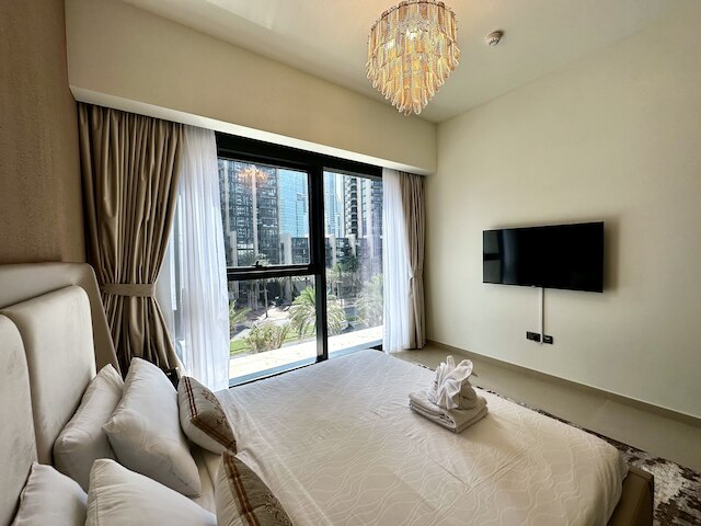 ラックスBnBドバイオペラアクト-1ブルバードビュー