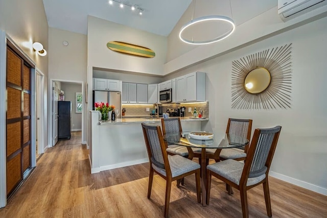 モダン&トロピカル・オーシャンサイド・ビスタス