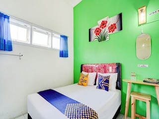 ホテル O エドテル テベ シャリア