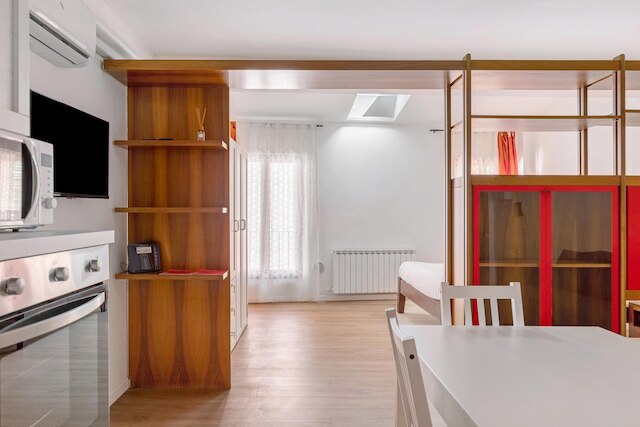 ブライトアンドコージースタジオバイワンダフルイタリー