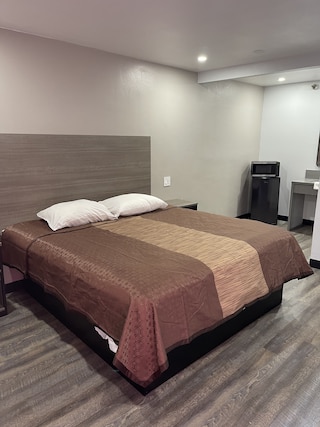 Welcome Inn & Suites (ウェルカムイン&スイーツ)