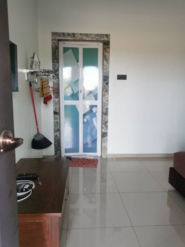 テラタク トゥアン ムダ ホームステイ