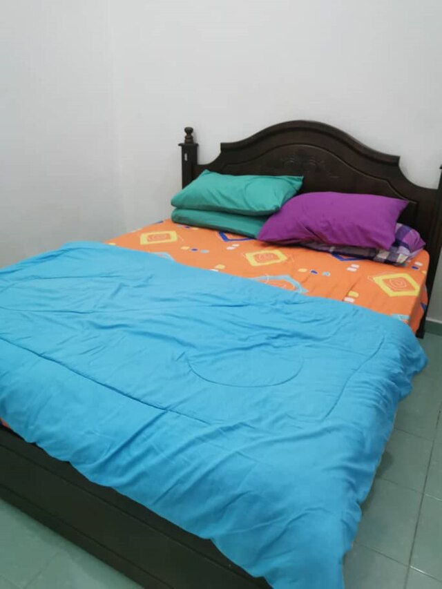 テラタク トゥアン ムダ ホームステイ