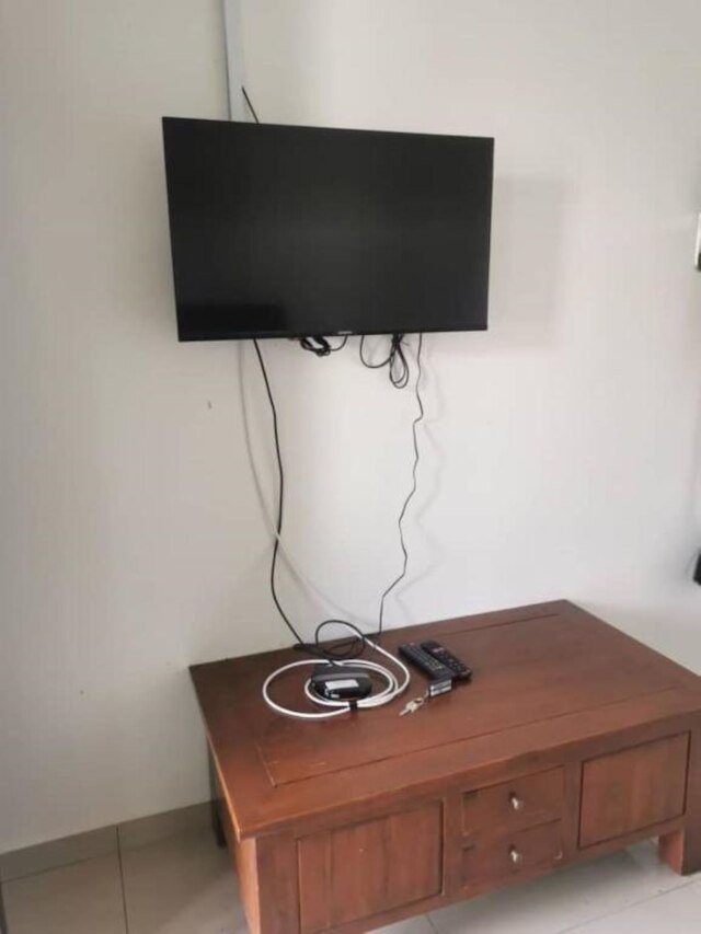 テラタク トゥアン ムダ ホームステイ