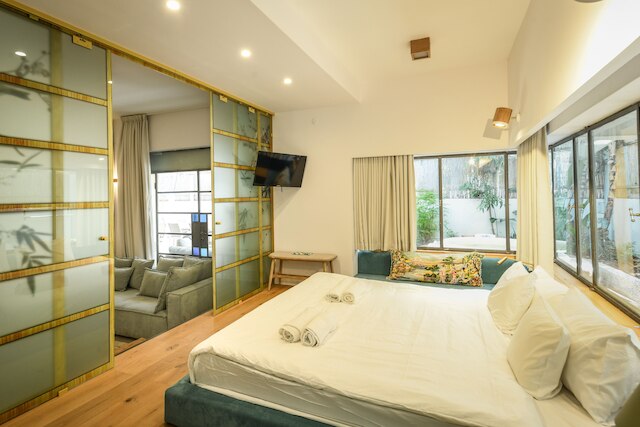 チャーミング 2BR アパートメント w の素晴らしいパティオ