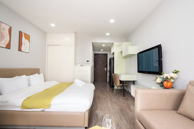 REM リバーゲート ガーデン プール シグネチャー アパートメント