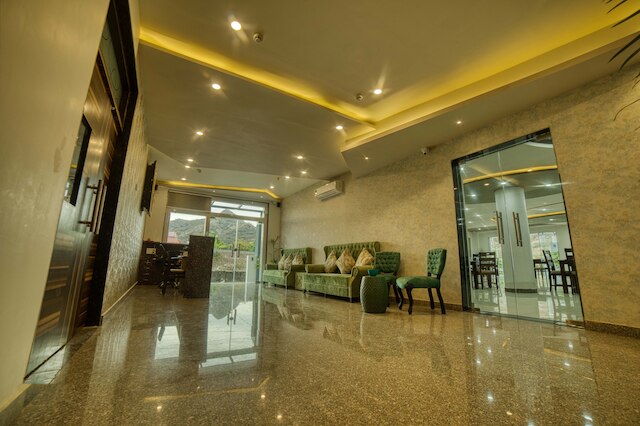 ホテル パラマウント ウダイプル