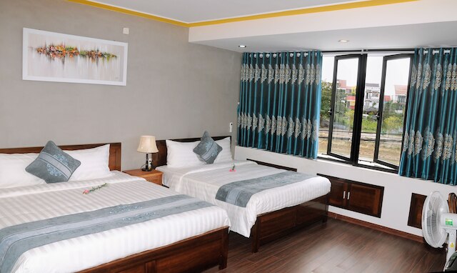 ホイアン・リバーライト