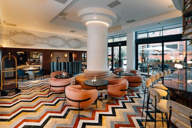 ホテル ピナル プラザ