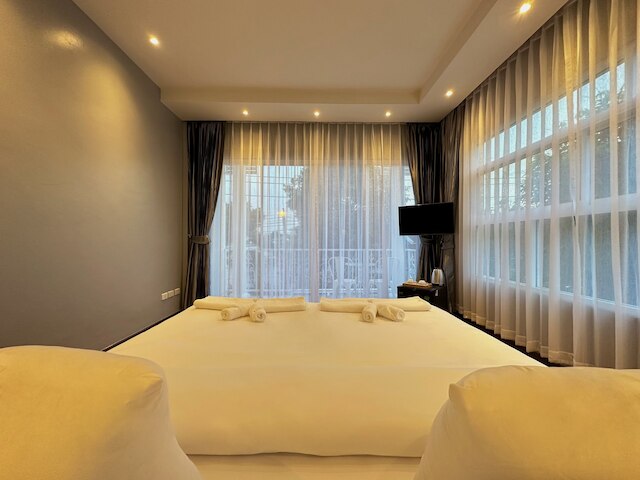 ザ ホワイト ハウス ラチャマンカ