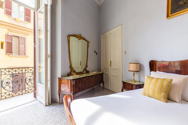 レッティフィロ ファミリー アパートメント