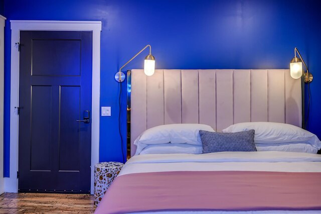 プライベートスイート イン ヒストリック オースティン B&b: スリープス 4!