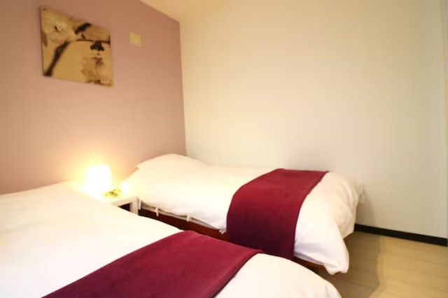 Nishi-Shinjuku HOUSE FIVE 1F