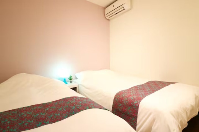 Nishi-Shinjuku HOUSE FIVE 1F